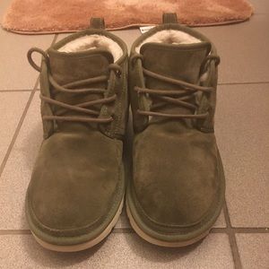 Olive Dark Green Uggs